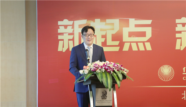 1603331091756354.jpg 2018年,張宗韜在第一次臨時(shí)股東大會(huì )上代表華農經(jīng)營(yíng)團隊回顧華農近三年的發(fā)展.jpg